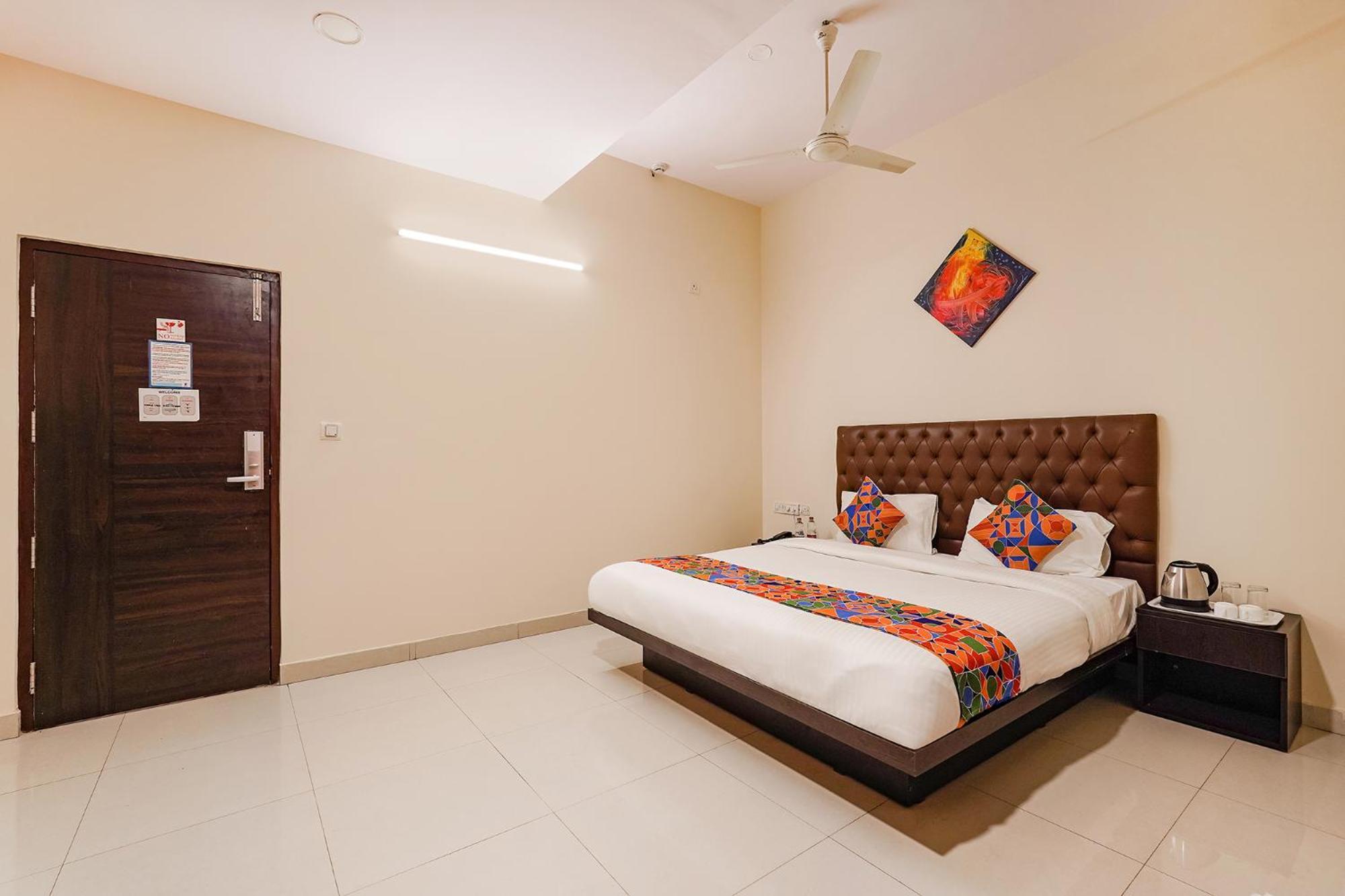 Fabhotel Leela Park Bangalore Exterior photo